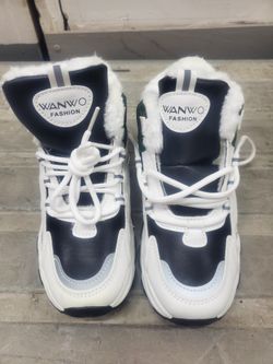 Wanwo Green/White shoe size 38 women's