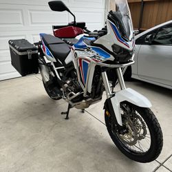 2021 Africa Twin DCT
