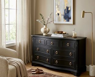 REFINISHED SEVEN-DRAWER SERPENTINE DRESSER