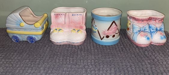 4 Piece Vintage antique mid-century 50s 60s hand painted porcelain baby planters