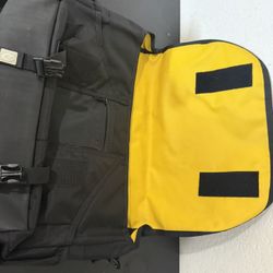 Timbuk2 Messenger Bag Great Shape 