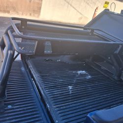 Off road Rack it fits a 2000/2010 toyota  Tacoma Use but Good.  Condition 