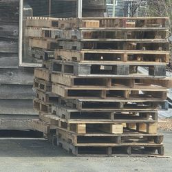 Wood Pallets