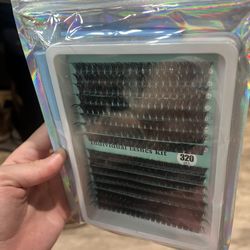 NEW NOT OPEN LASH CLUSTER KIT