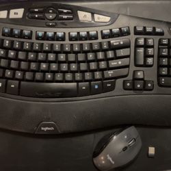 SEND ME AN OFFER!!! Logitech K350 Wireless Keyboard and Mouse