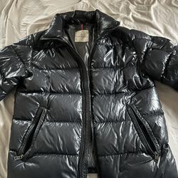 Moncler Puffer Jacket Trade Or Best Offer