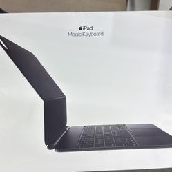iPad Pro 13-inch  Magic Keyboard M4/M5 