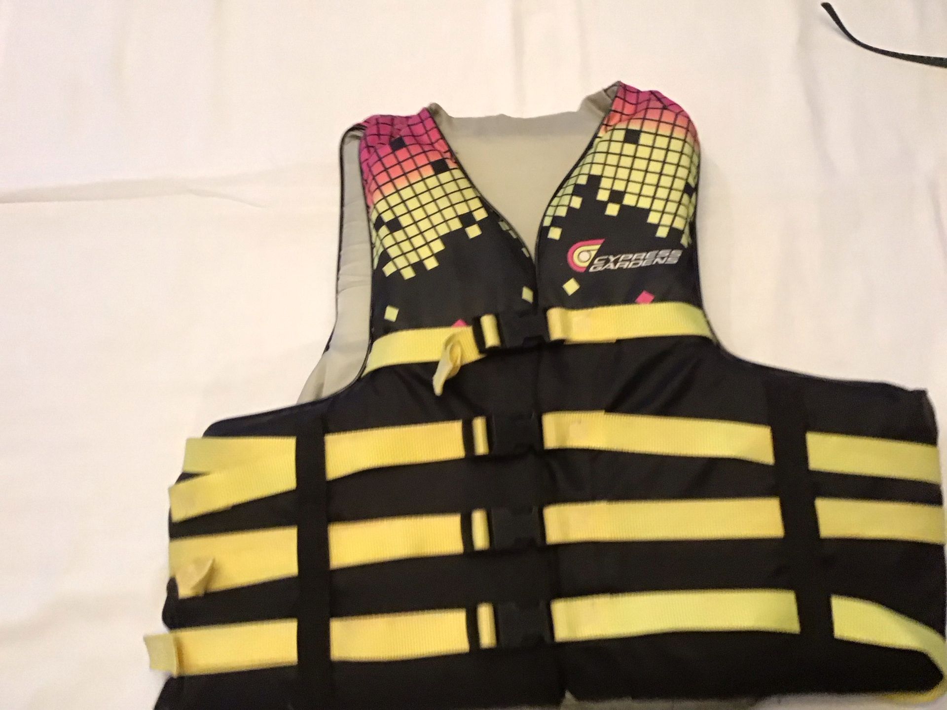 Life preserver 4 - BUCKLE SKI $20  / WATER-SPORTS LIFE VEST SIZE:  40 - 52 INCHES ADULT LARGE / EXTRA LARGE  ELMHURST. IL. 60126