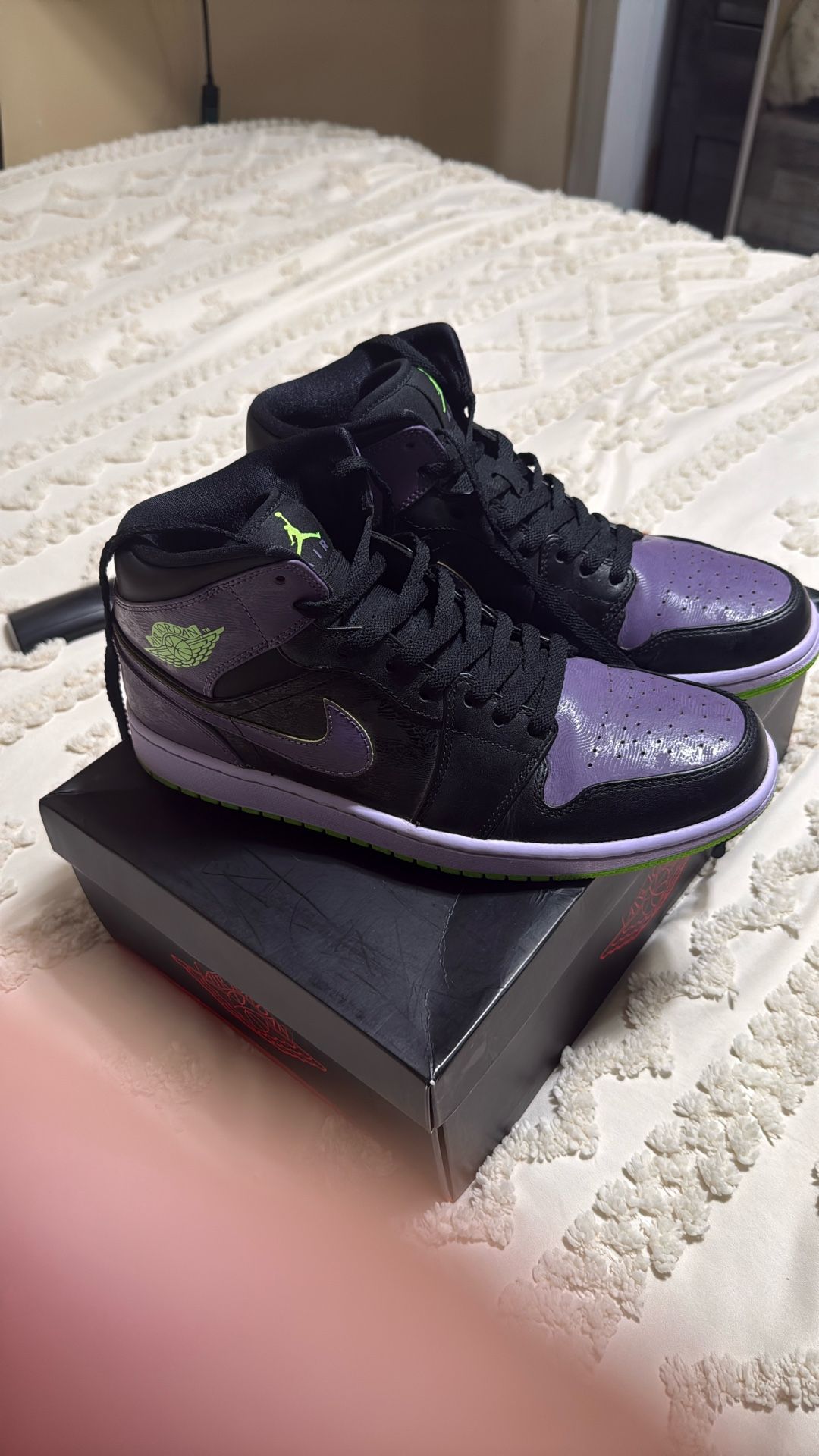 2013 Jordan 1 Joker Size 10.5 Worn About 10 Times