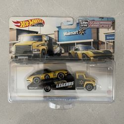 Hot Wheels Stingray Corvette *MINT* Walmart Exclusive Team Transport Carry On Custom Coupe