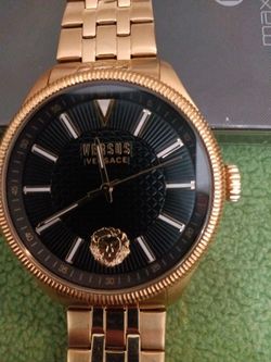 VERSUS VERSACE WATCH/  MAKE OFFER