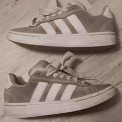 Adidas Grand Court Grey 9 MENS 