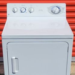 HEAVY DUTY GAS DRYER EXCELLENT CONDITION AND VERY CLEAN 