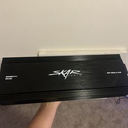 Skar 1000 Watts Rms 4 Channel 