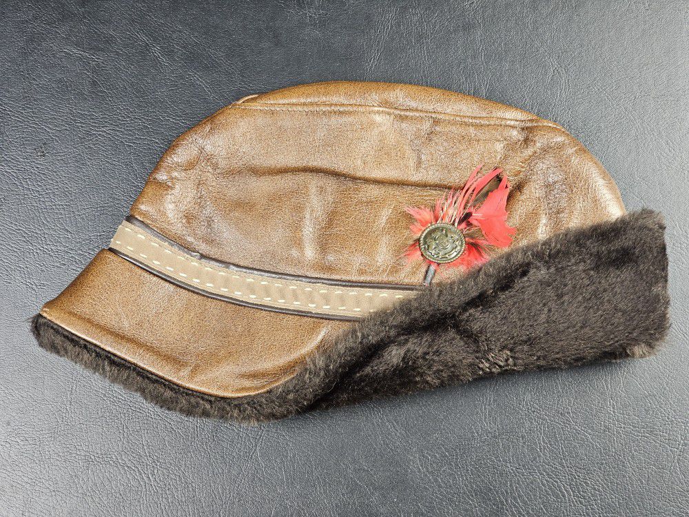 Vintage North King Genuine Leather Trapper Hat. Size Medium