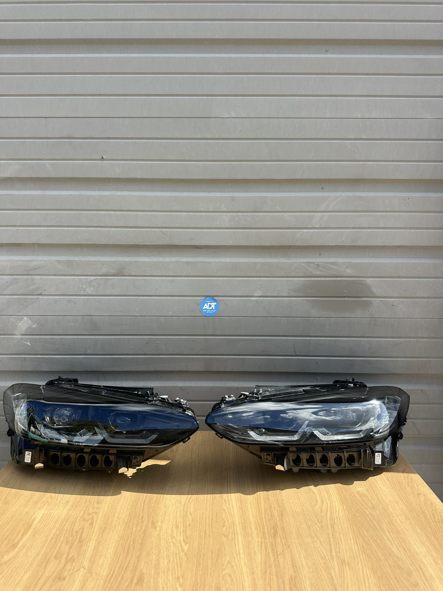 BMW 4 SERIES G22/G23 AND M3/M4 G80/G82/G83 SHADOWLINE OEM LEFT AND RIGHT HEADLIGHT HOUSING (NO MODULES) 2021/2022/2023/2024