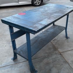 METAL TABLE 5 Fits Long 30 Inches Wider 