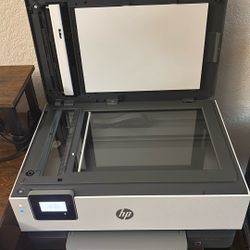 HP OfficeJet 8010e Wireless All-in-One Printer – Works Perfectly