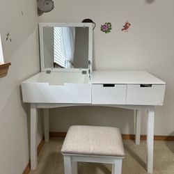Make up table 