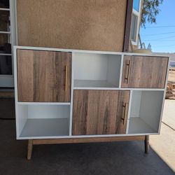 White Dresser