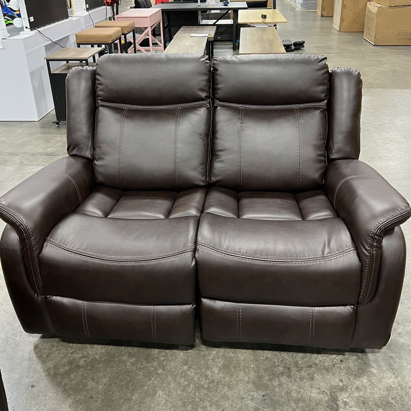 Recliner And Rocking Loveseat / Sillón reclinable y mecedora
