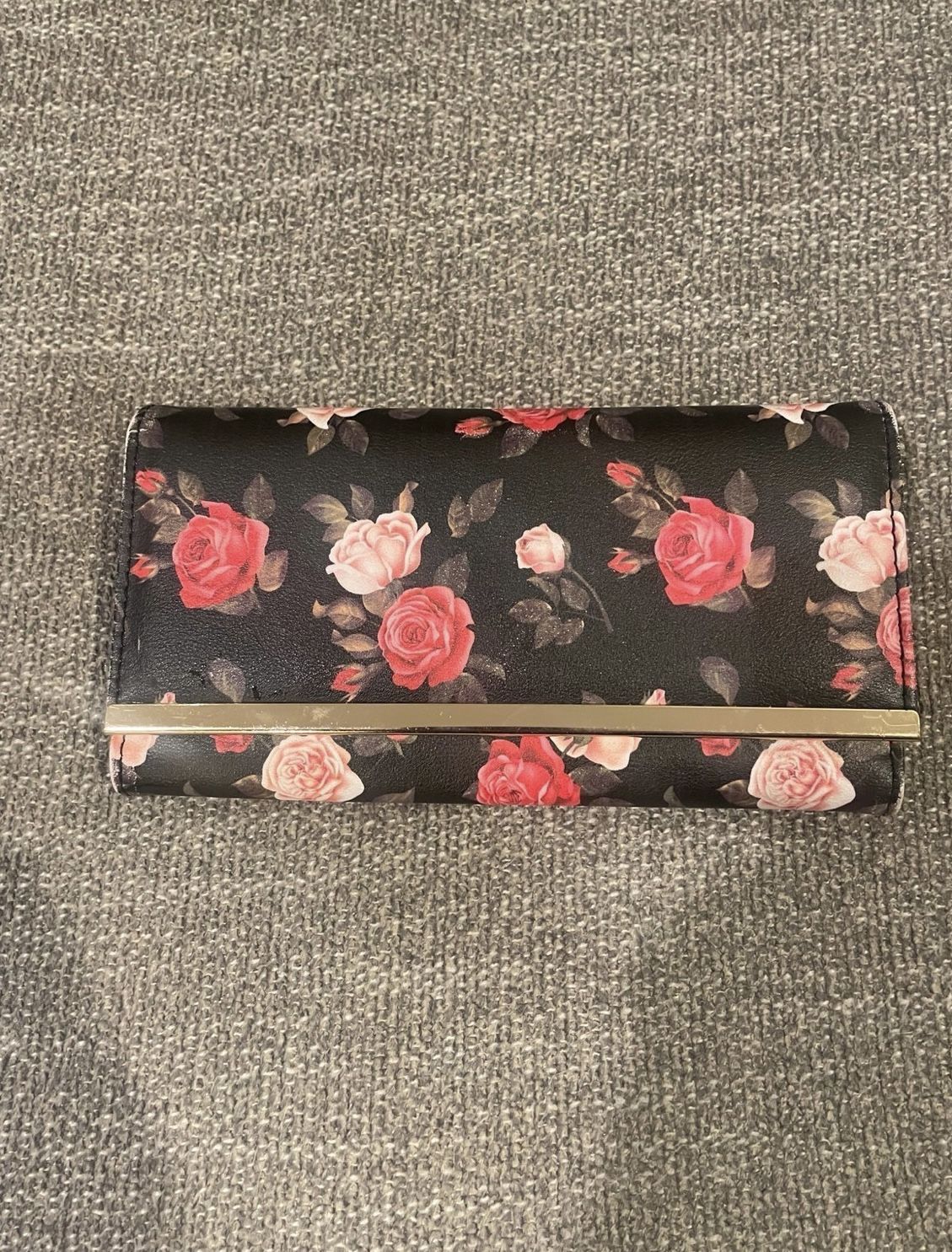 Women’s Floral Wallet