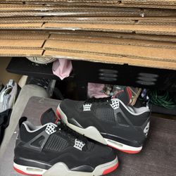 Air Jordan 4 Playoff Bred 2019 
