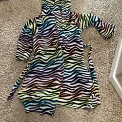 Girls Winter Robe 6/6x 