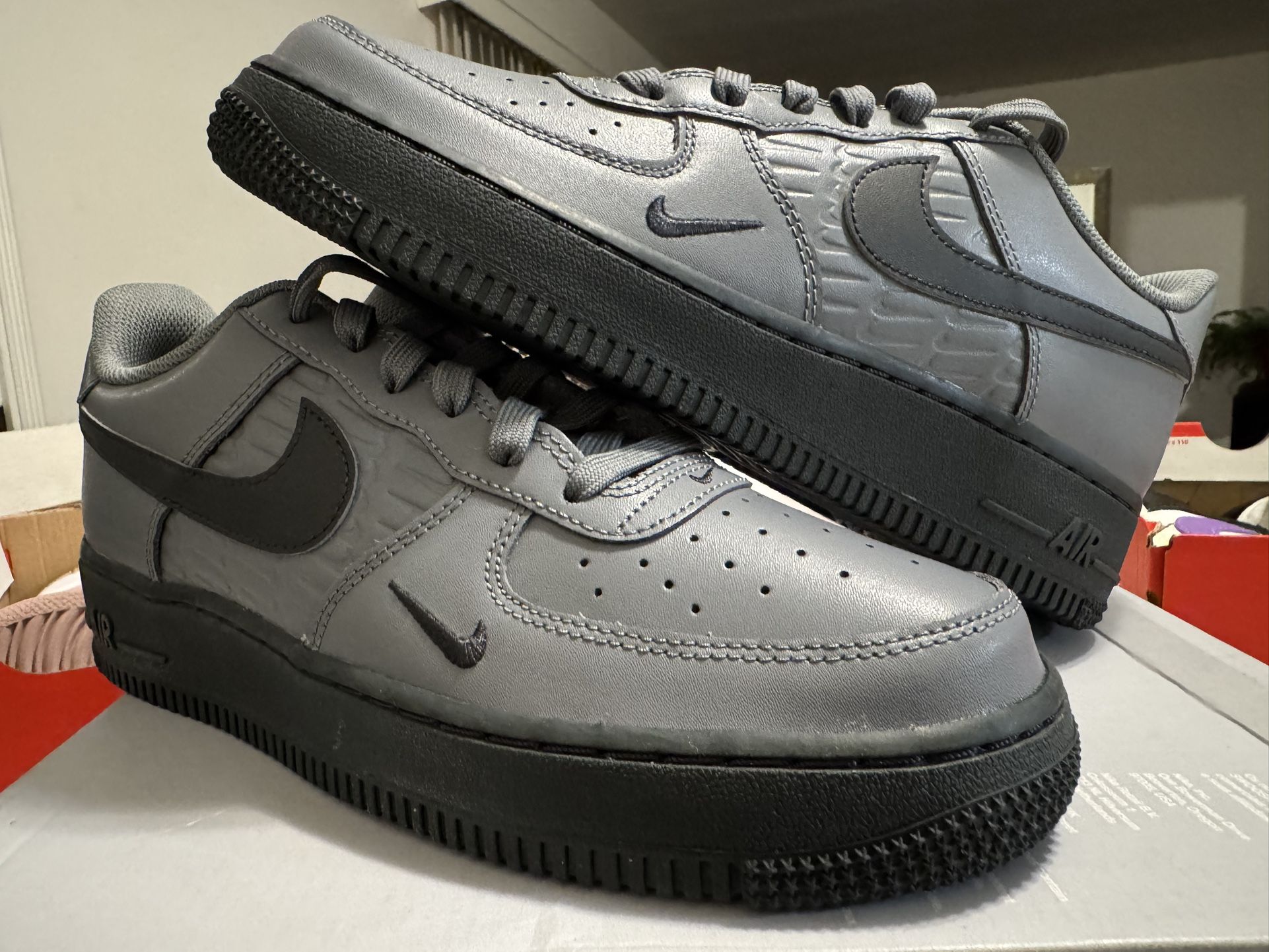 Air Force 1 Size 6.5y Brand New $70