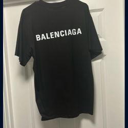 Men’s Black Generic Shirt Looks Good Never Worn 