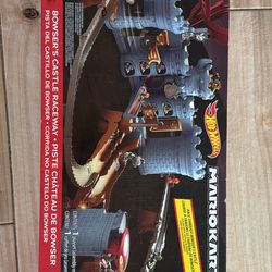 Hot Wheels Mariokart Bowsers Castle 