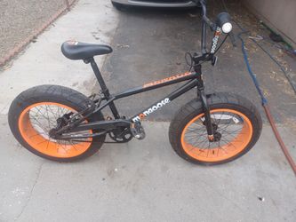 Fat Tire Mongoose Menace. 20 X 4 Is The Tire Size. FIRM PRICE for