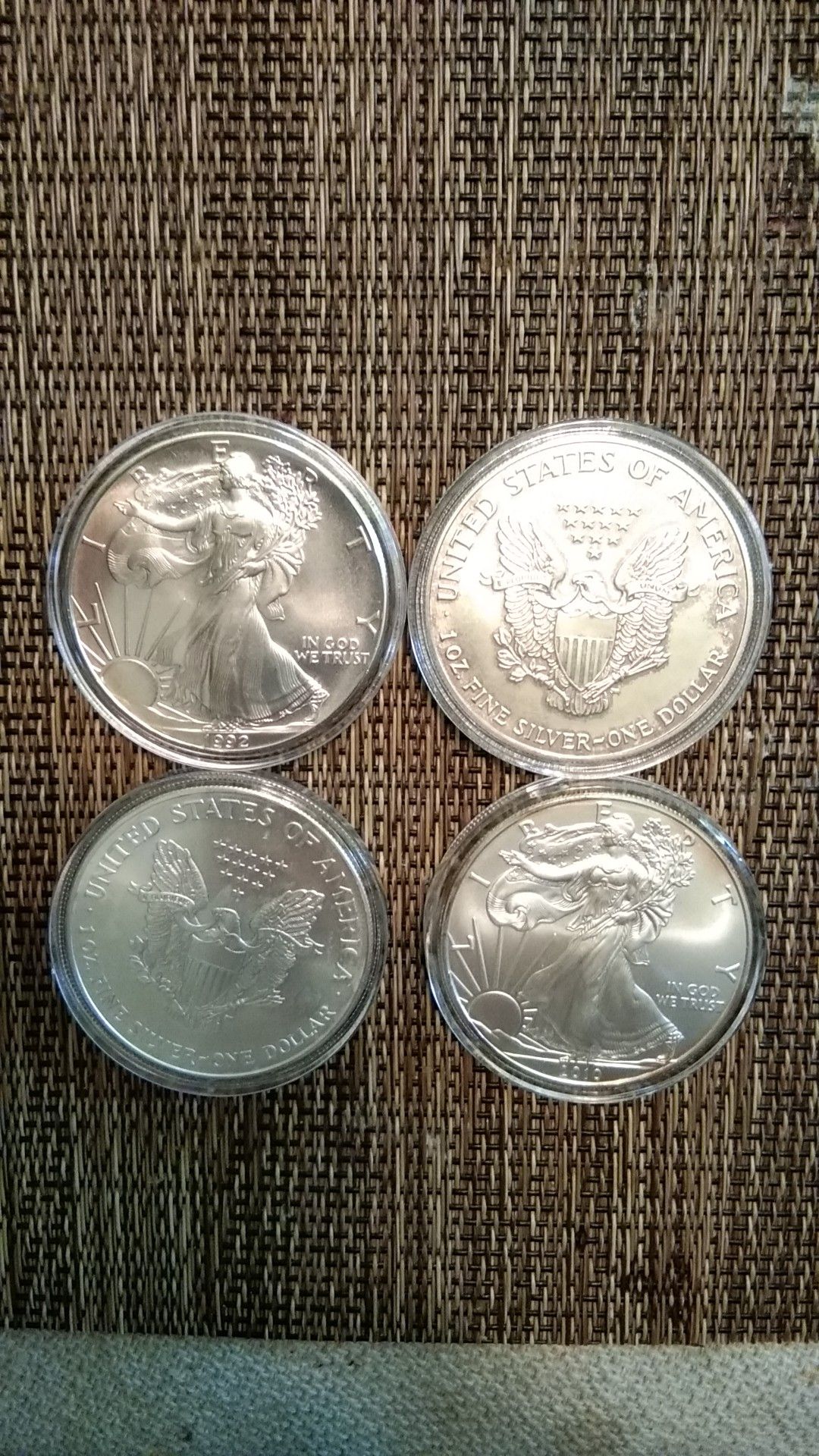 4X 1 oz american silver eagles coins