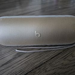 Beats Pill