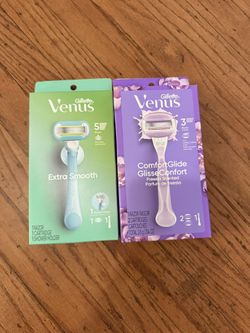 Venus Gillette Razor Bundle - $10