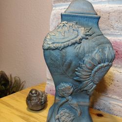 Sunflower Ceramic Vase/Urn