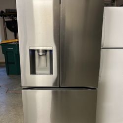 LG 30.7 cu. ft. Standard Depth MAX French Door Refrigerator with Four Types of Ice