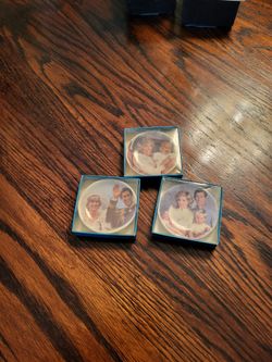 Princess diana and charles and family the long miniature three inch dishes.Very old set, fifty dollars?Perfect.Never been out of boxes