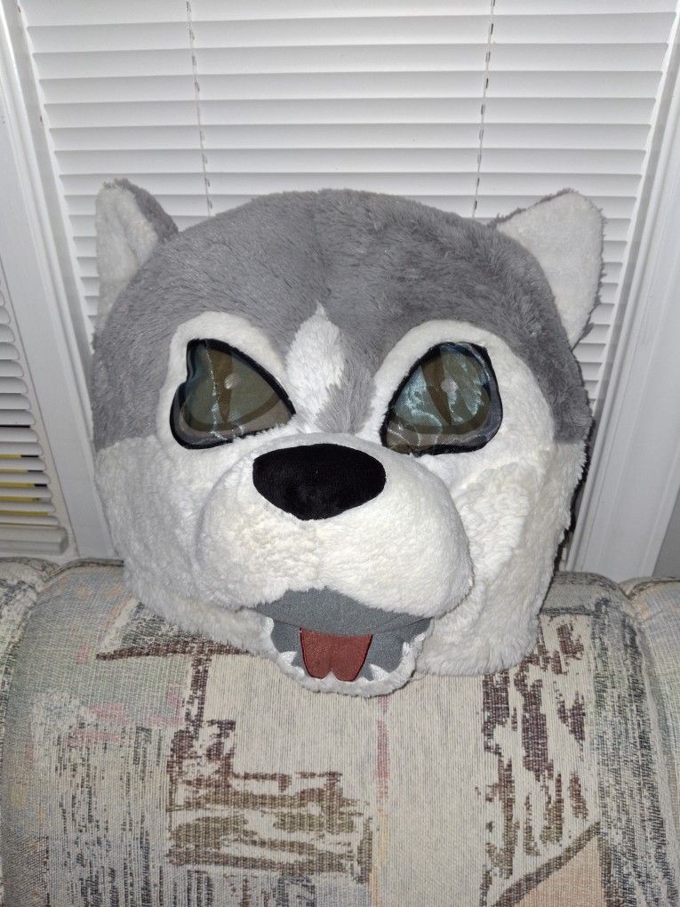 Wolf Head Mask Dan Dee Greeter