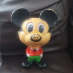 1976 Vintage Mickey Pull String missing