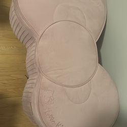 Hello Kitty Bow Storage Bench
