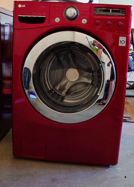 Front Load Washer And Dryer Set "Steam Fresh"