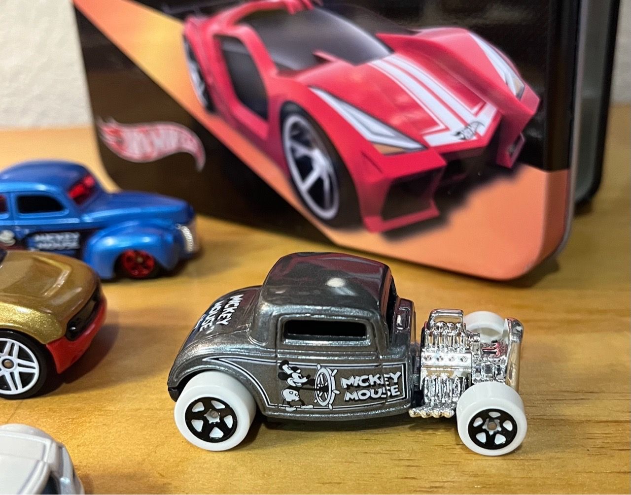 COLLECTION OF SEVEN (7) MICKEY MOUSE SERIES DIE CAST HOT WHEELS ...