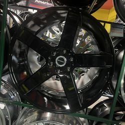 24 Inch Strada Wheels