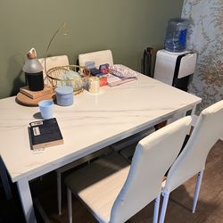 WHITE MARBLE TABLE INCLUDES 4 chairs