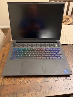 Alienware M18 R2 - RTX 4070