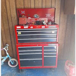 Toolbox (FUL OF TOOLS)
