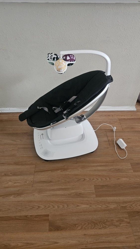 4-mom Infant Swing/rocking