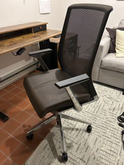 Desk Chair - Haworth Mesh Back