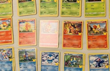 Pokemon HOLO/NON-HOLO 25th Anniversary Mcdonalds Promo 2021